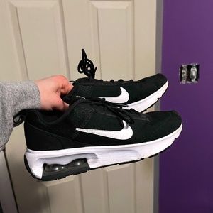 Womens Nike Air Max